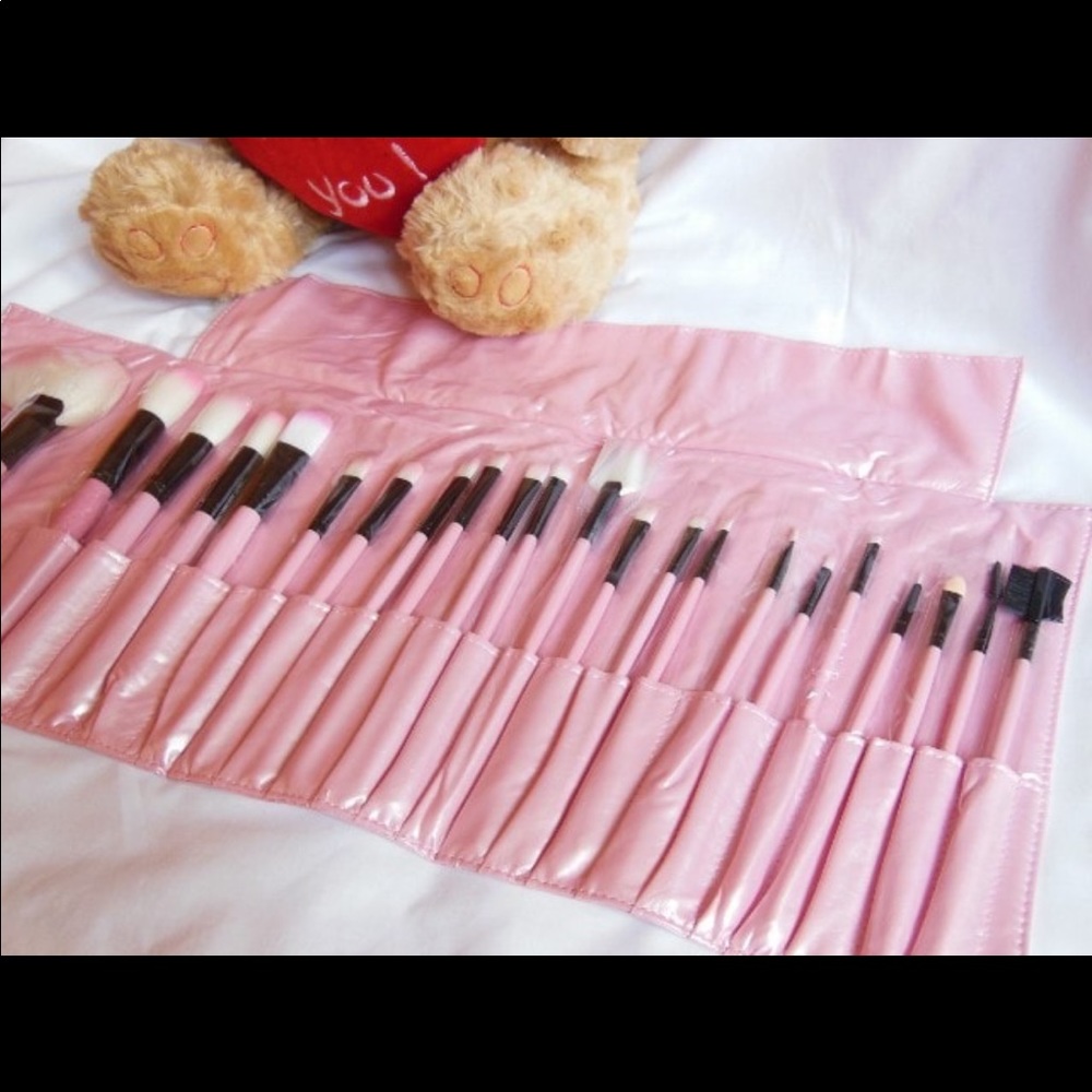 Vander 32 PC Kabuki Makeup Brush Set